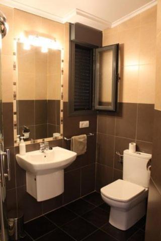 Hostal Valle Del Iregua Albelda De Iregua Pokoj fotografie
